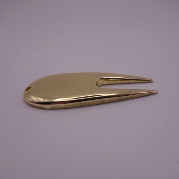Gold Color Metal Golf Tees and Gold Color Metal Green Ball Mark Tool - Picture 12 of 16